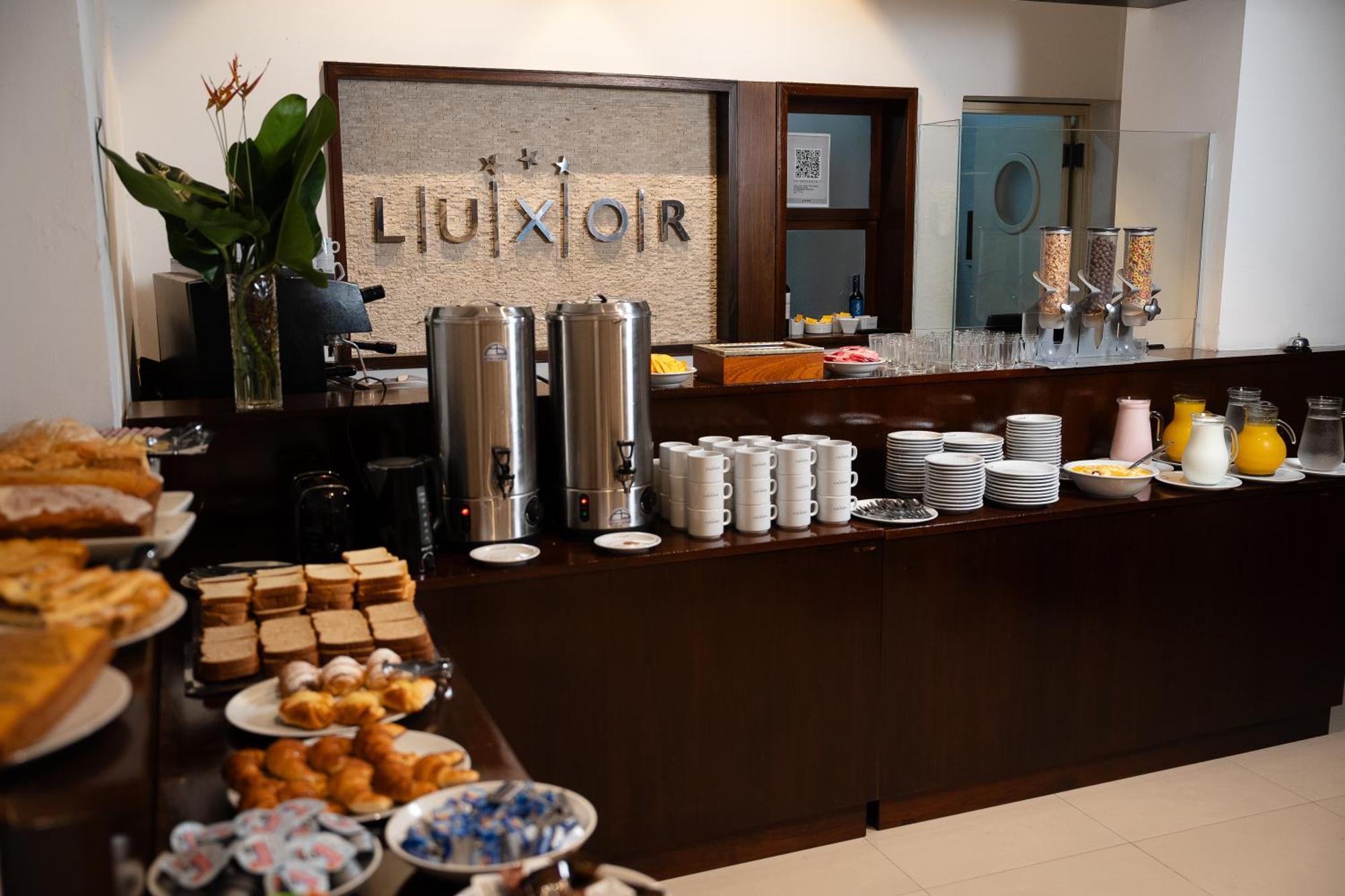 Luxor Hotel & Spa Salta Exterior photo